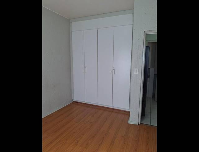 1 BEDROOM PROPERTY TO RENT IN MONTGOMERY PARK
